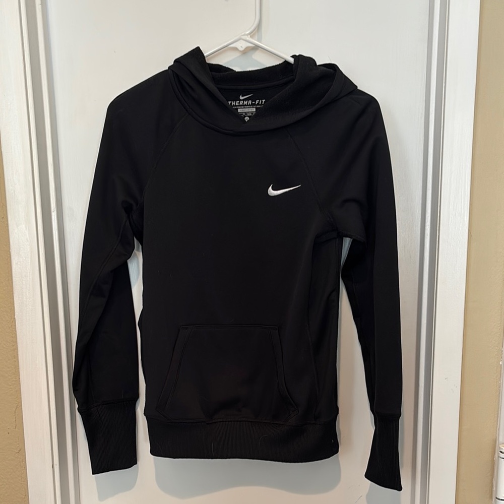 Nike Women’s Black Therma-Fit Hoodie